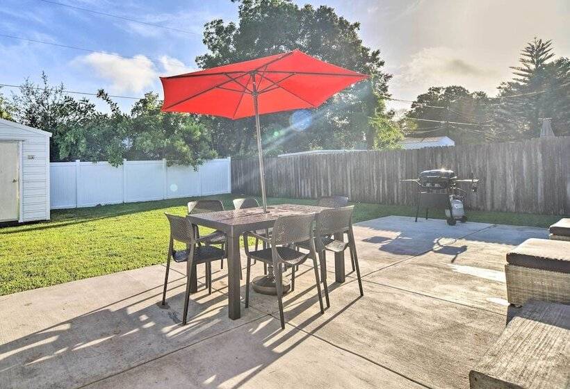 Family Friendly, Pastel Gem W/ Private Pool!