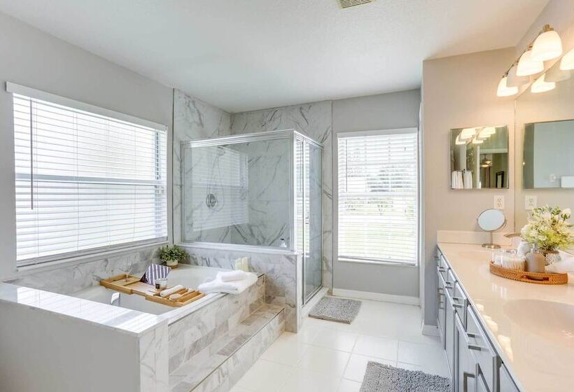 Family Friendly Port St Lucie Home W/ Patio!