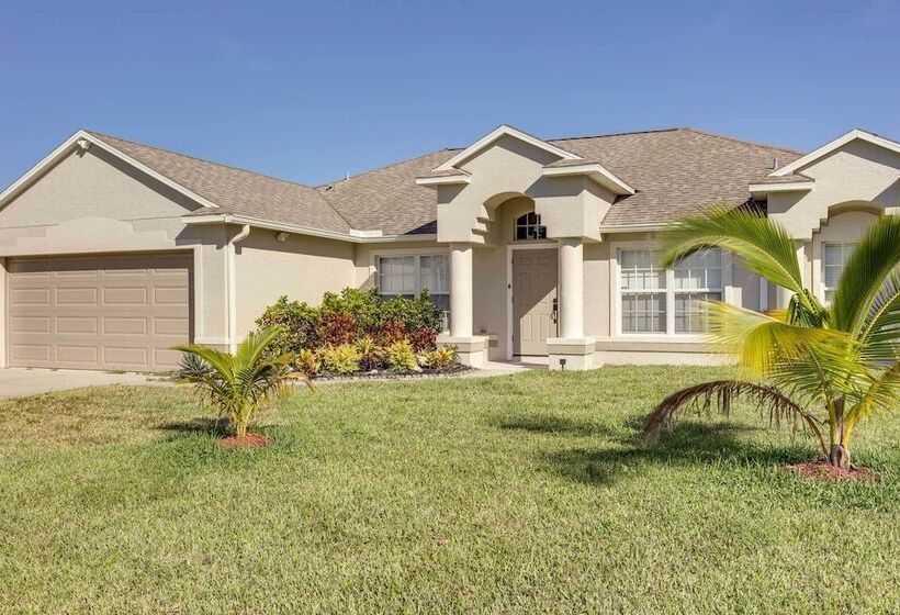 Family Friendly Port St Lucie Home W/ Patio!
