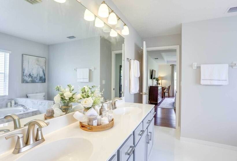 Family Friendly Port St Lucie Home W/ Patio!