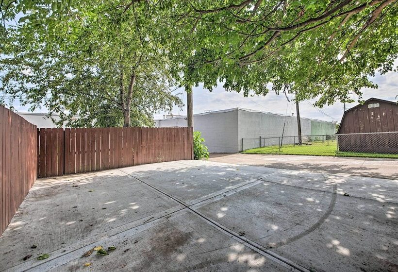Family Friendly St Louis Home < 6 Mi To Dtwn!