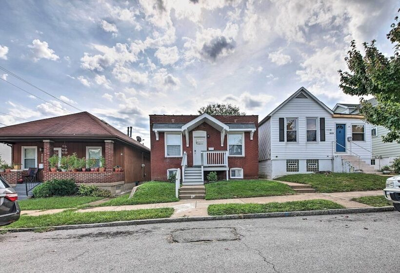 Family Friendly St Louis Home < 6 Mi To Dtwn!