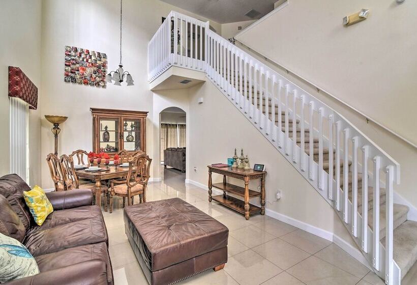 ~ 9 Mi To Disney: Family Home W/ Private Pool!