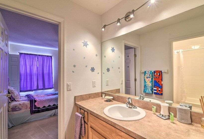 ~ 9 Mi To Disney: Family Home W/ Private Pool!