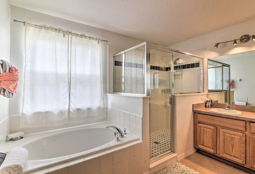 ~ 9 Mi To Disney: Family Home W/ Private Pool!