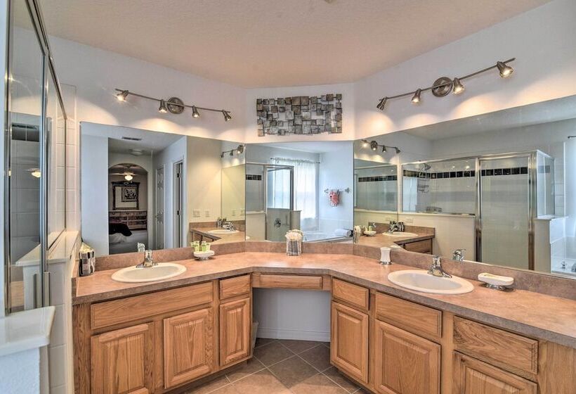 ~ 9 Mi To Disney: Family Home W/ Private Pool!