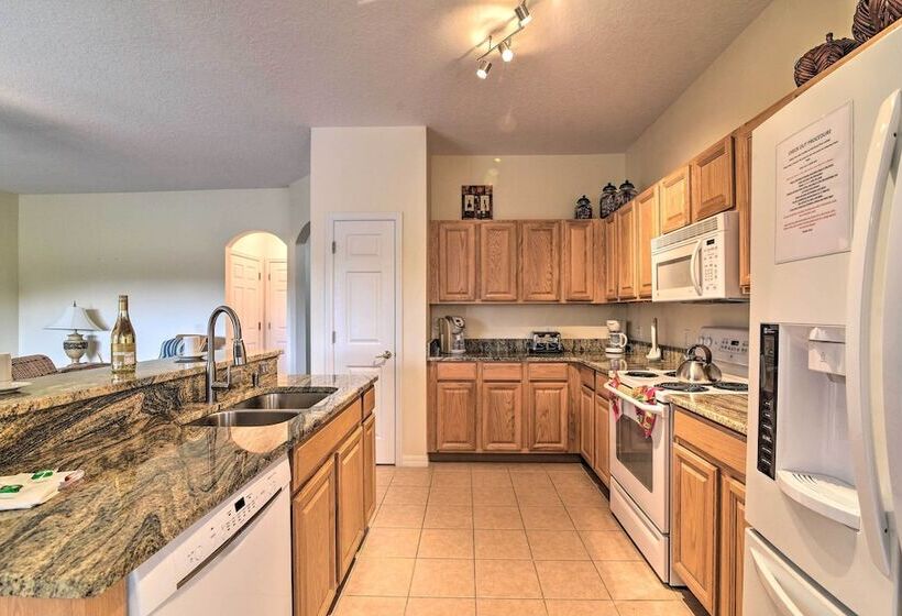 ~ 9 Mi To Disney: Family Home W/ Private Pool!