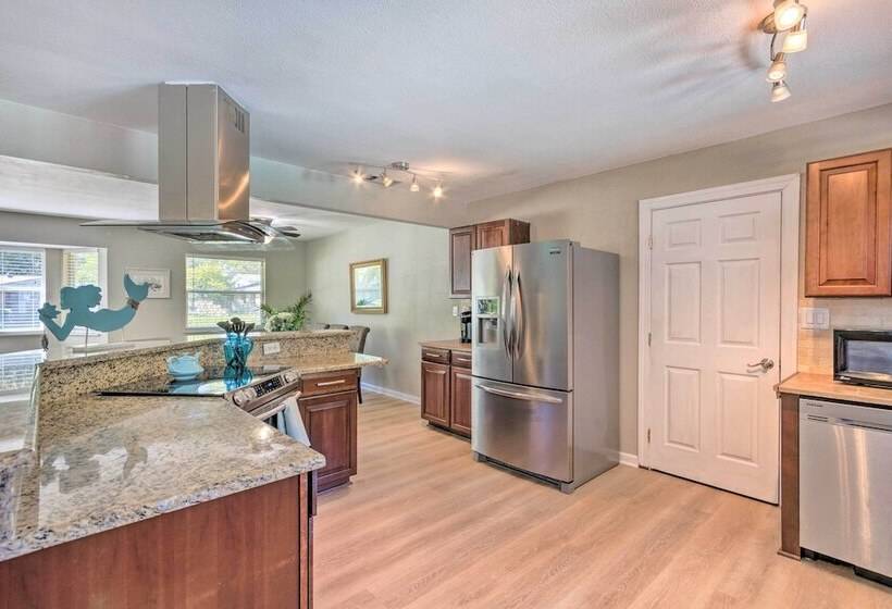 Family Home W/ Private Pool & Fenced Yard!