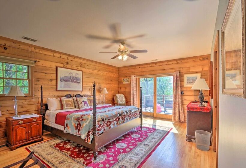 Family Retreat W/ Deck Near Appalachian Trail!