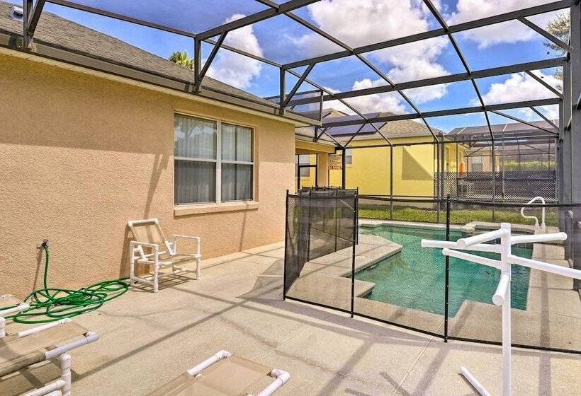 Familyfriendly Escape W/ Boat Slip Access!