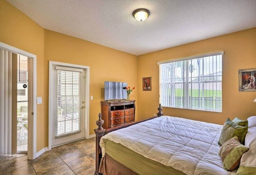 Familyfriendly Escape W/ Boat Slip Access!