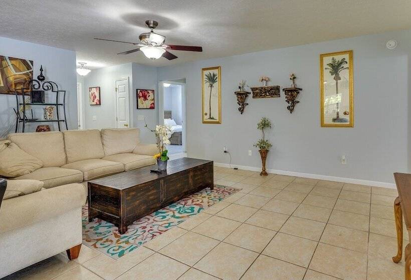Pet Friendly Pcb Home W/ Hot Tub, Near Beaches!