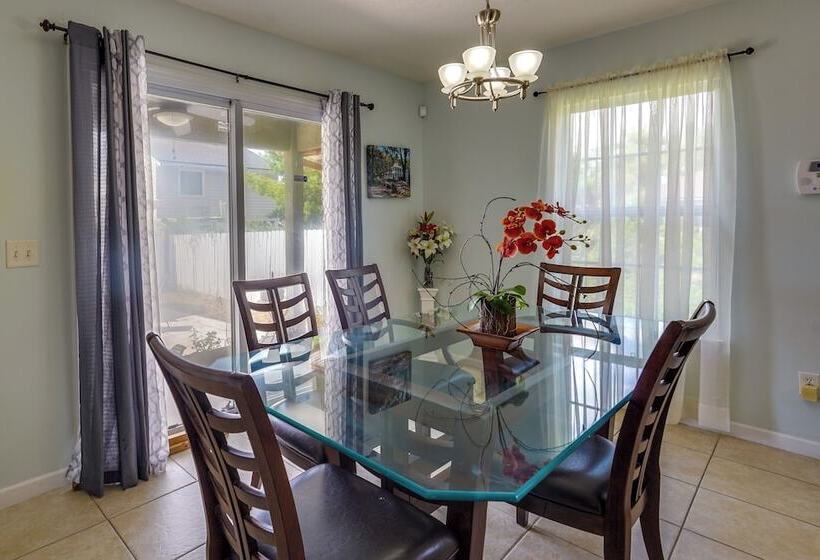 Pet Friendly Pcb Home W/ Hot Tub, Near Beaches!