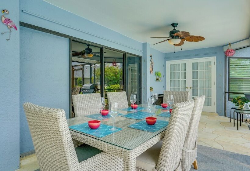 Fort Myers Coastal Retreat: Lanai W/ Pool!
