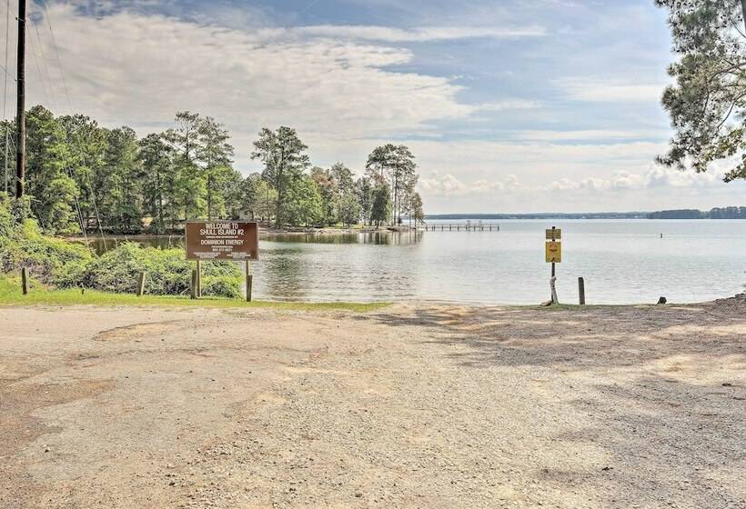 Gilbert Lakefront Retreat W/ Private Dock!