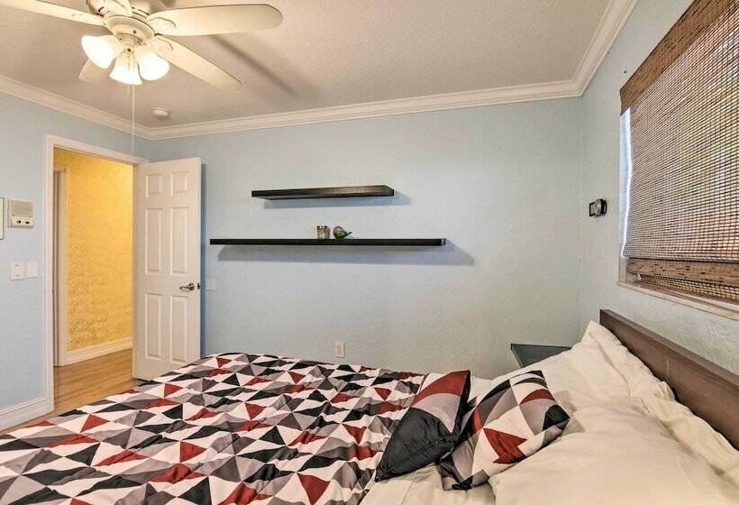 Golden Tropics    Sunny Gem W/ Patio & Pool!