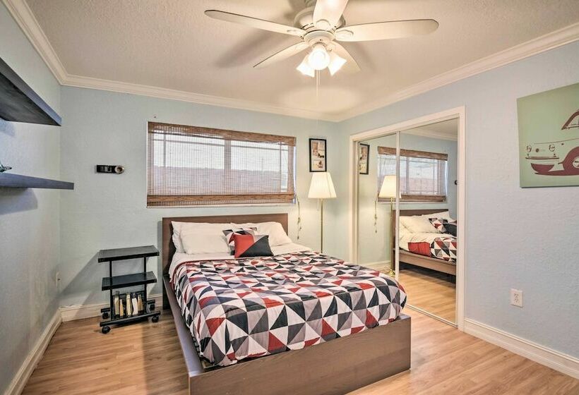 Golden Tropics    Sunny Gem W/ Patio & Pool!