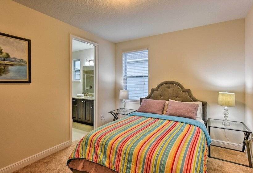 5 Mi To Disney: Oasis W/ Pool & Patio