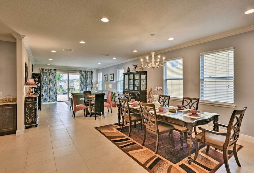 5 Mi To Disney: Oasis W/ Pool & Patio