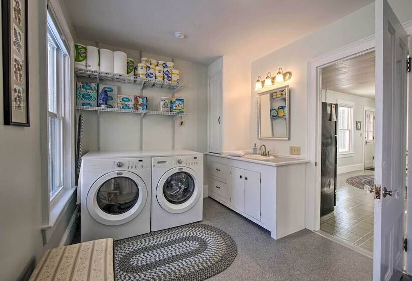 Historic Waldoboro House Near Lakes, Boating, Etc!