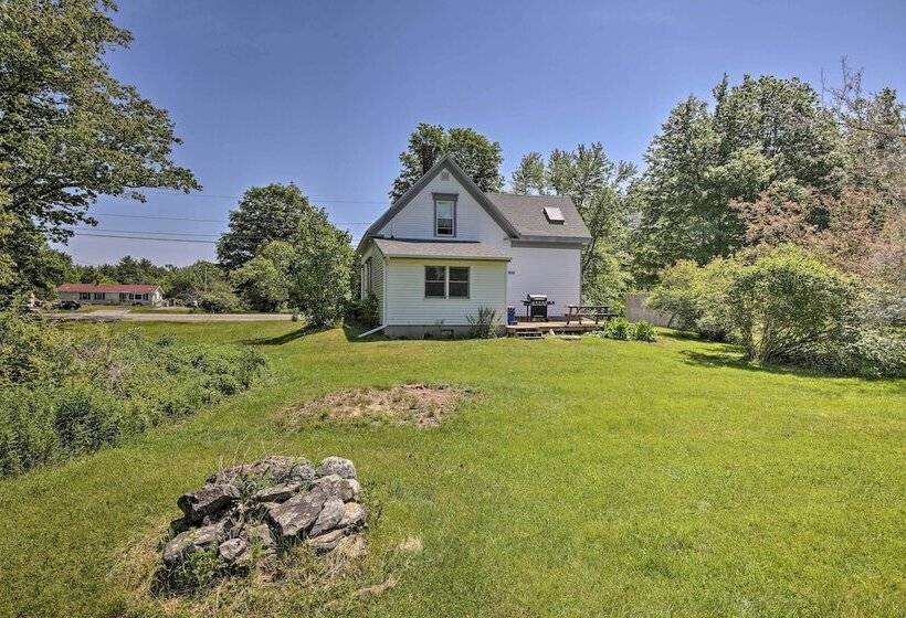 Historic Waldoboro House Near Lakes, Boating, Etc!