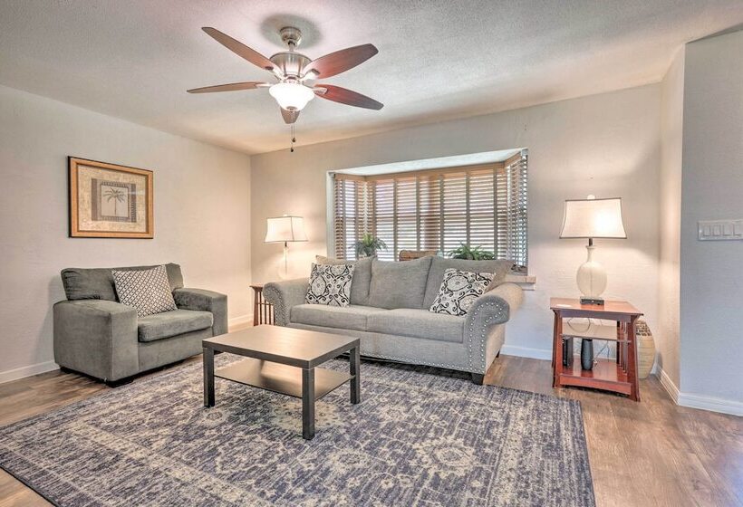 Deltona Lake House, Day Trip To Disney & Universal