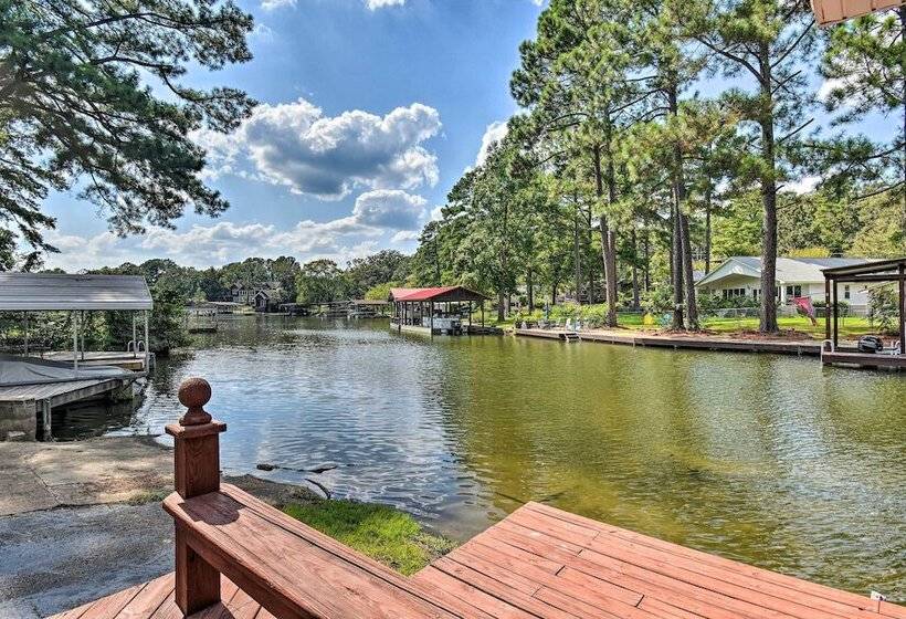 Lakefront Home W/ Private Dock In Hot Springs!