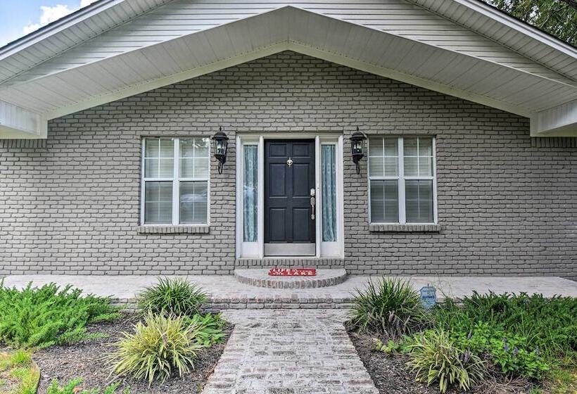 Lakefront Home W/ Private Dock In Hot Springs!