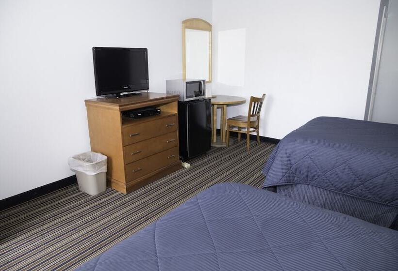 فندق Capri Inn And Suites