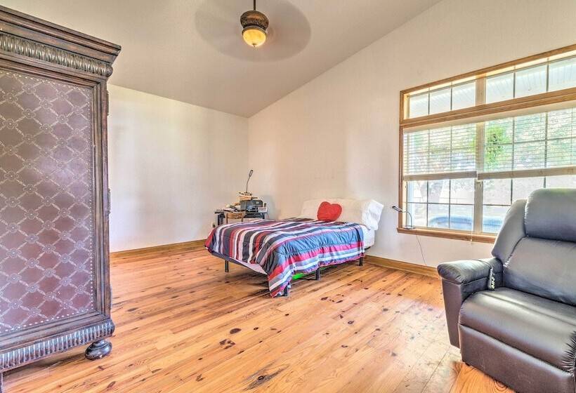 House W/ Wraparound Porch, 1/2 Mi To Lake!