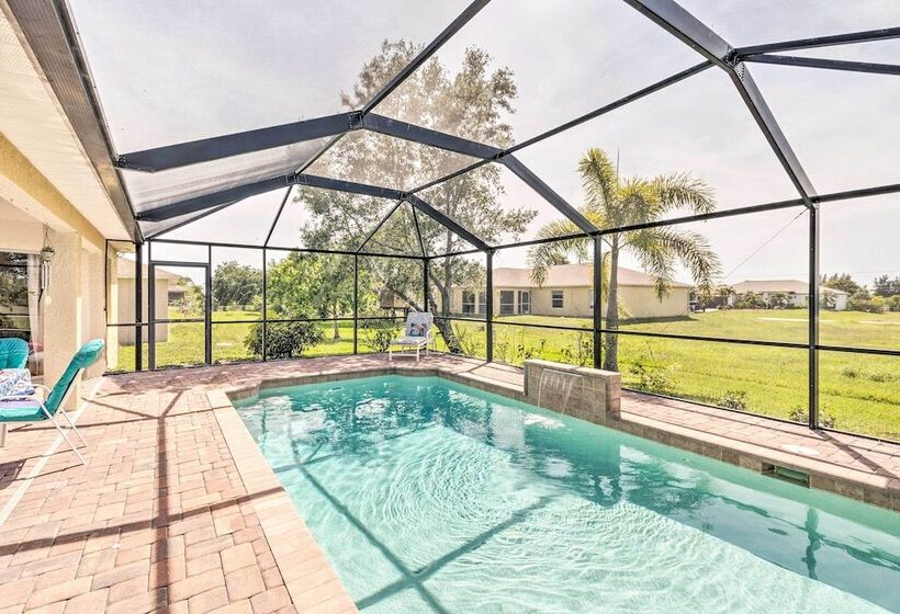 6 Mi To Waterpark: Tropical Home In Cape Coral