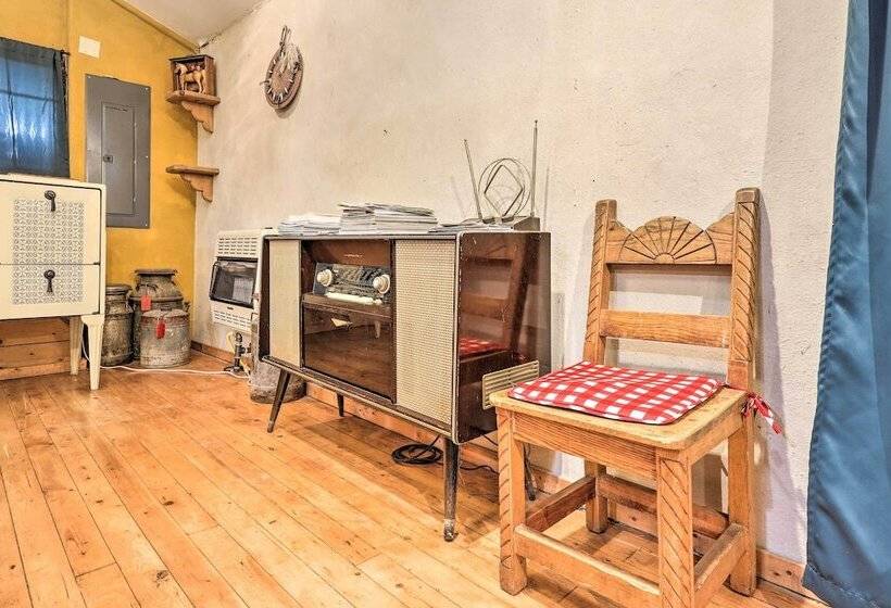 Idyllic Española Casita W/ Charcoal Grill