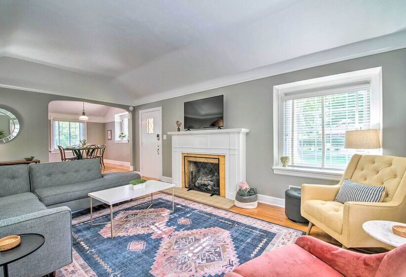 Idyllic Springfield Haven W/ Screened Porch!