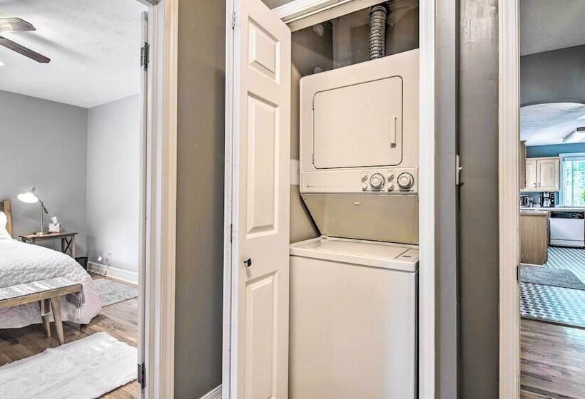 Idyllic Springfield Haven W/ Screened Porch!