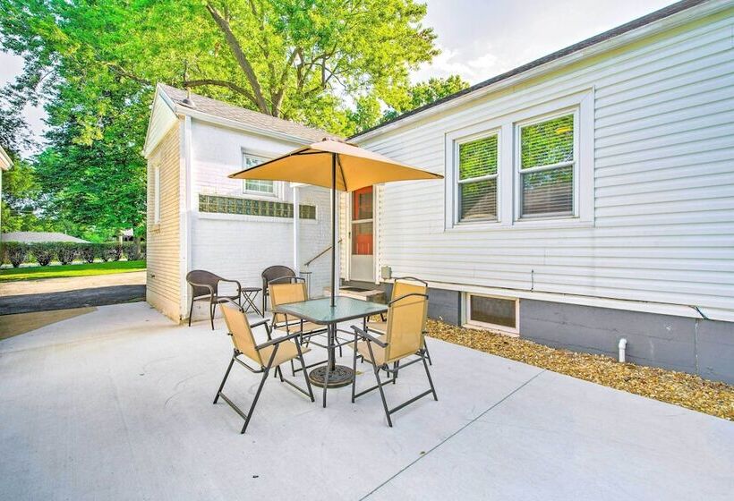 Idyllic Springfield Haven W/ Screened Porch!