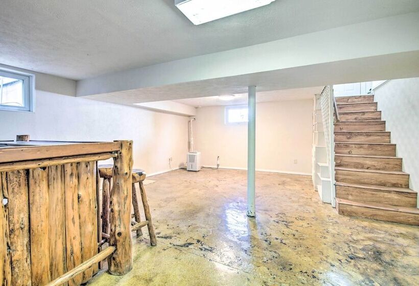 Idyllic Springfield Haven W/ Screened Porch!