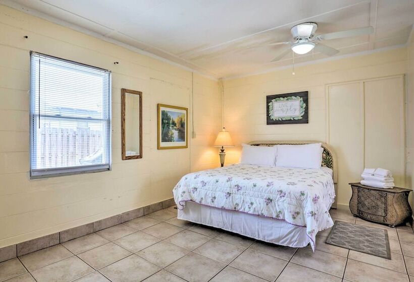 Beachfront Cottage In St Augustine   Pet Friendly!