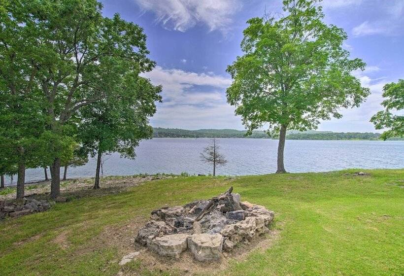 Inviting Home W/ Pool & Hot Tub On Table Rock Lake