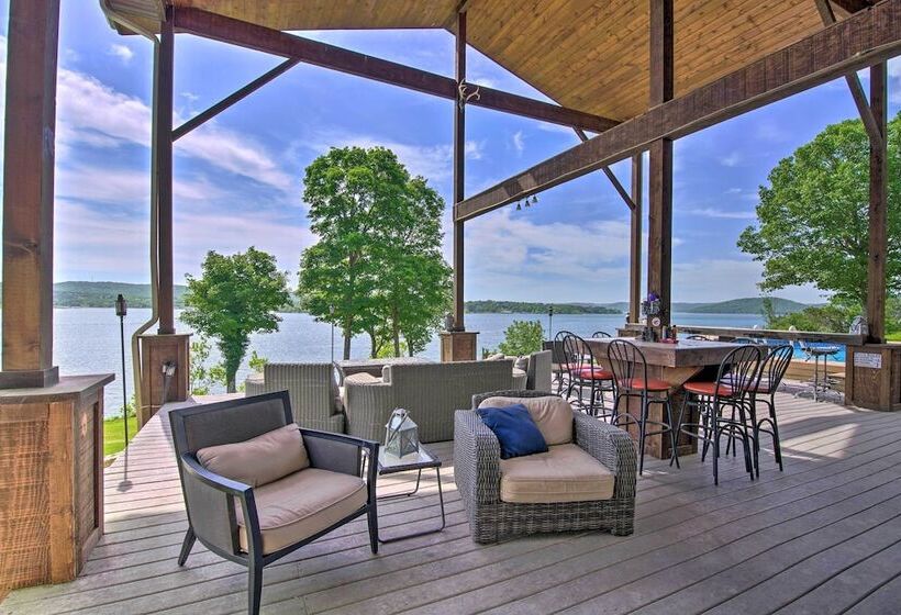 Inviting Home W/ Pool & Hot Tub On Table Rock Lake