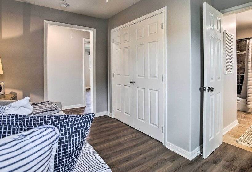 Jamaica Beach Canal Home W/ Private Boat Dock!