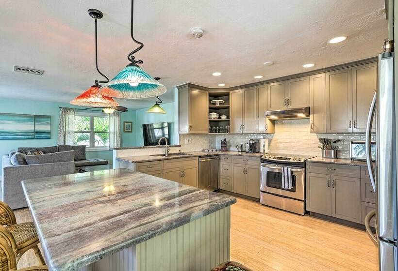 Key Largo Paradise W/ Heated Pool & Hot Tub!