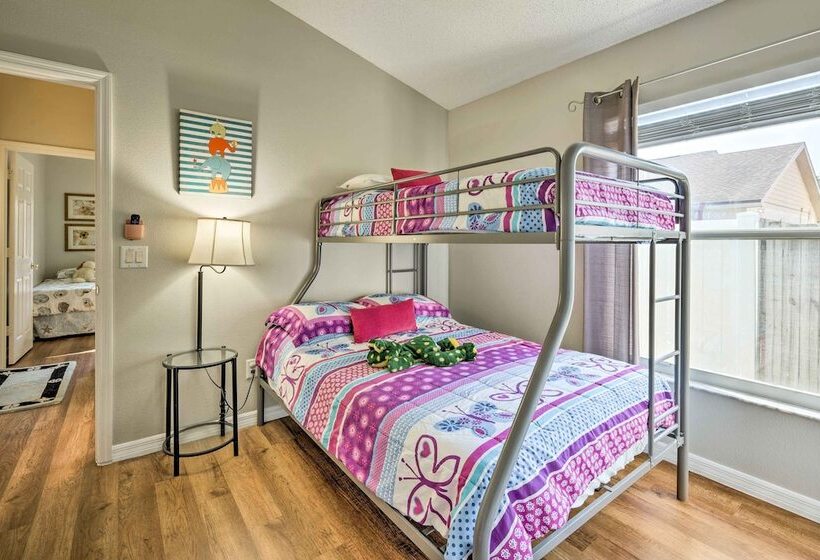 Kissimmee Escape W/ Lanai & Private Pool!