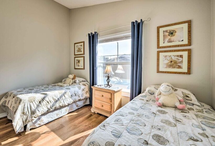 Kissimmee Escape W/ Lanai & Private Pool!