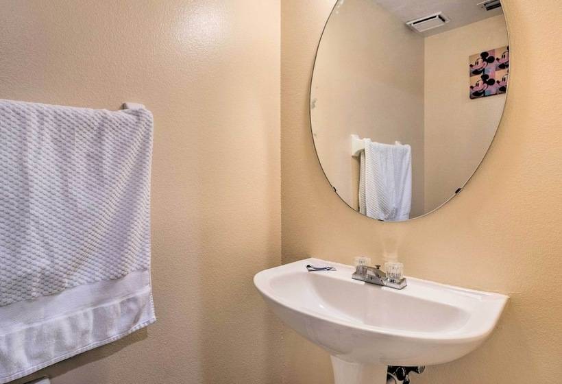 5 Mi To Disney: Home W/ Hot Tub & Game Room!