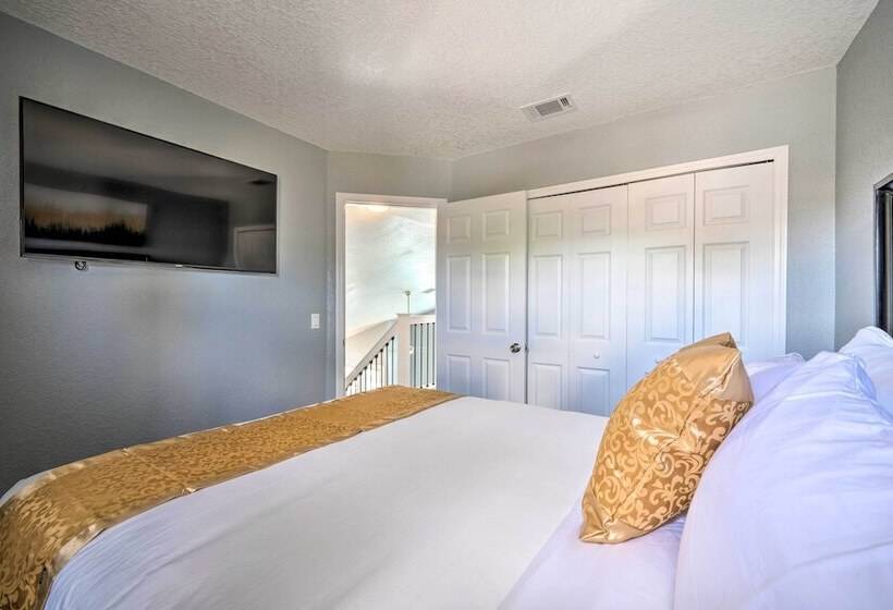 Kissimmee Retreat W/ Pool ~ 8 Mi To Old Town!