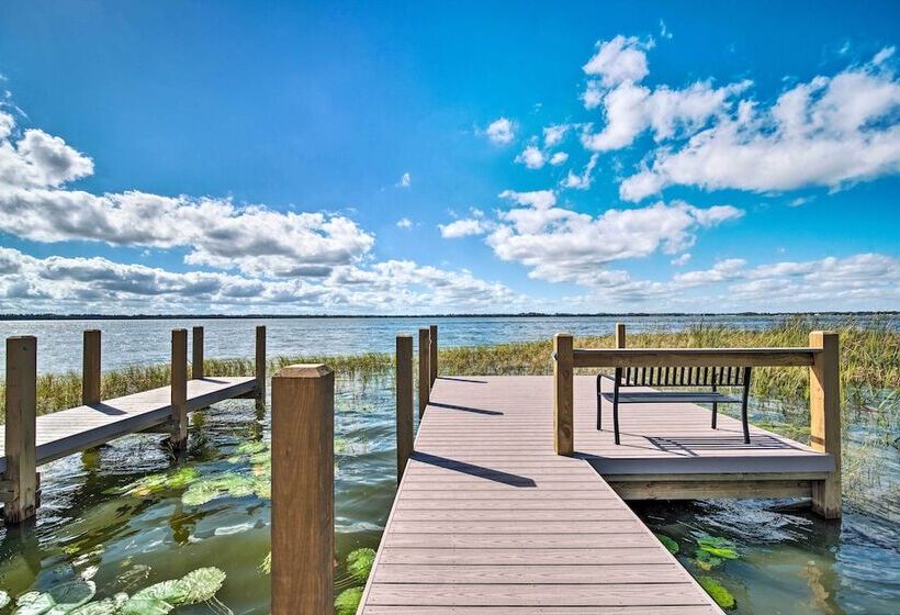 Waterfront Lake Dora Escape W/ Private Dock & Slip