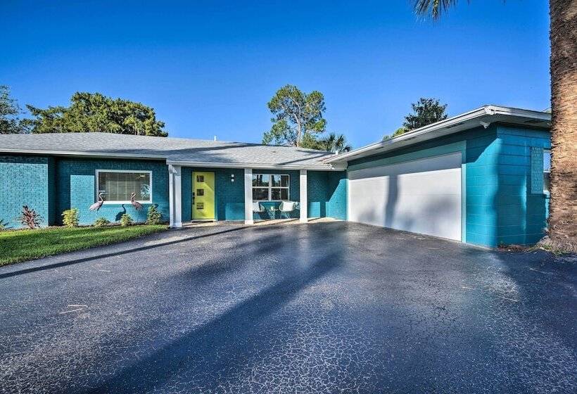 Waterfront Lake Dora Escape W/ Private Dock & Slip