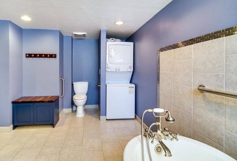 Lake Francis Lily Pad   Home W/ Hot Tub & Dock!