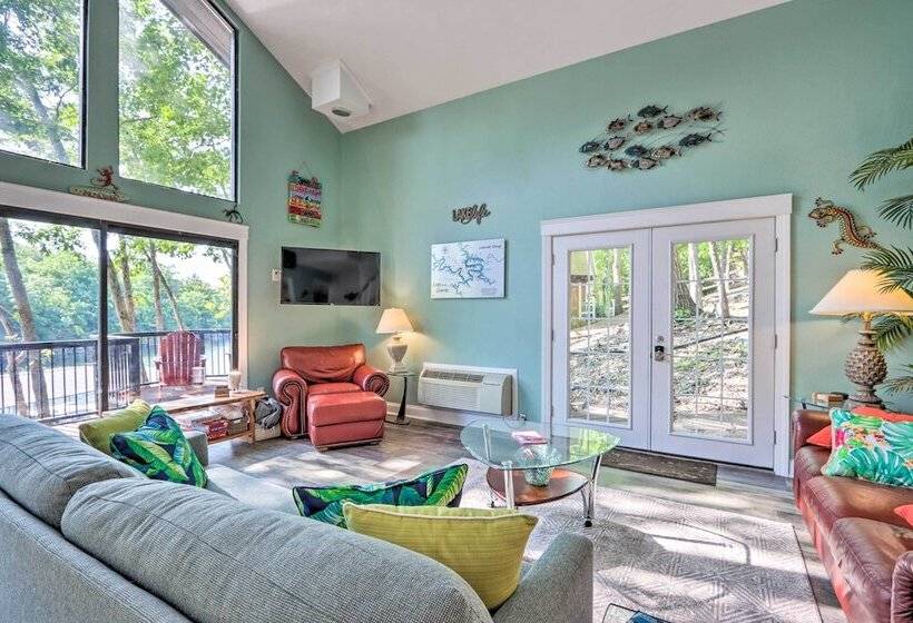 2 Mi To Margaritaville: Lake Of The Ozarks Home!