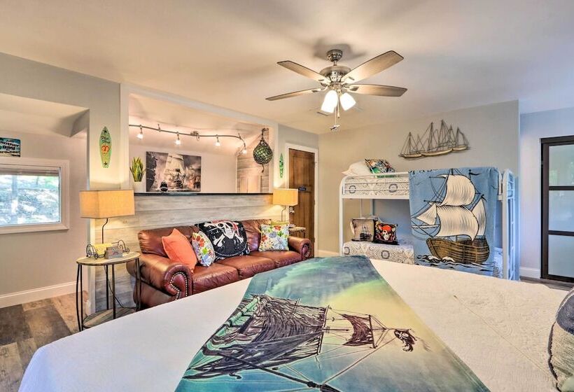 2 Mi To Margaritaville: Lake Of The Ozarks Home!